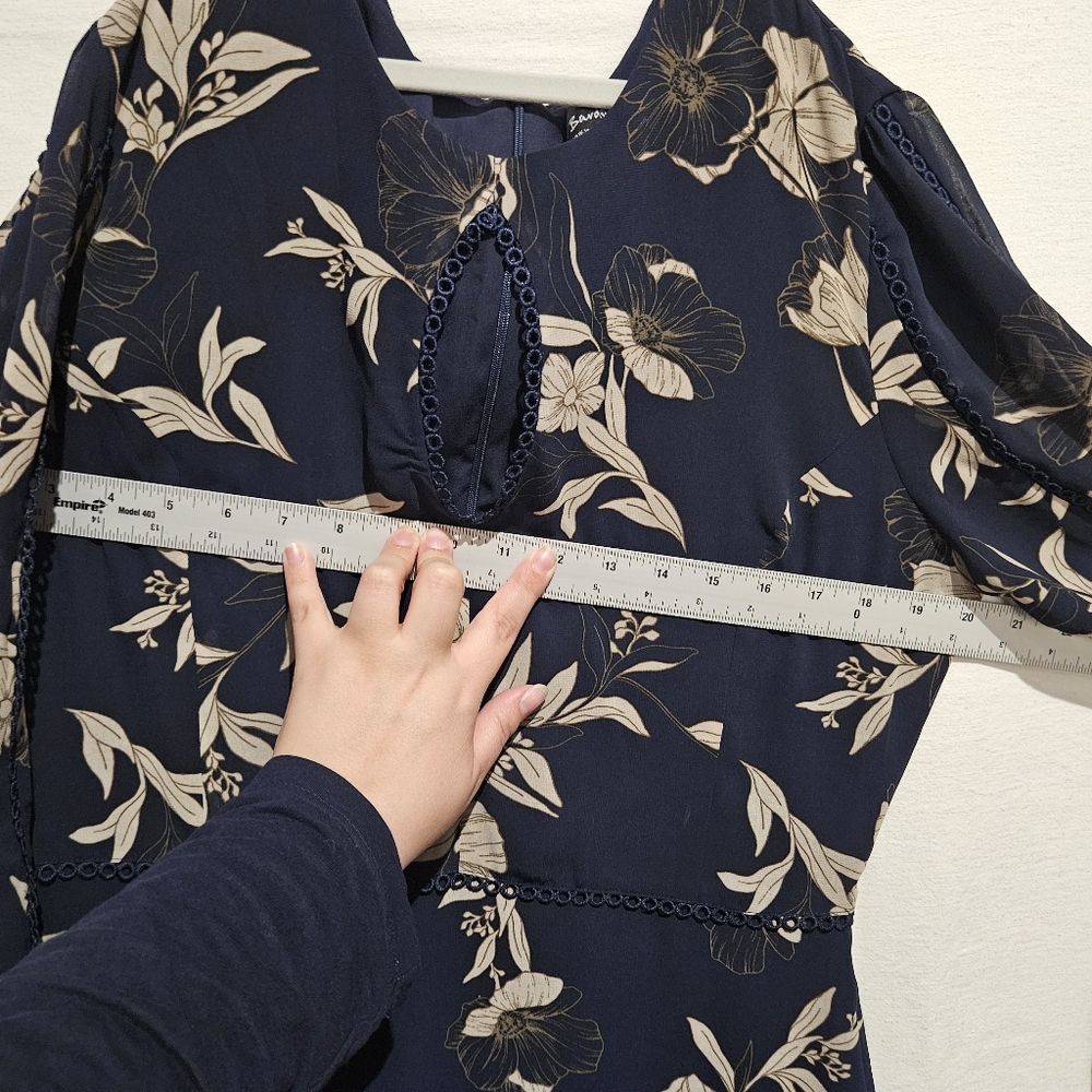 BARDOT TAMMY TRIM DRESS IN NAVY FLORAL size 10 - Picture 8 of 9